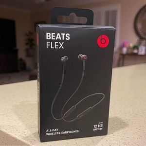 NEW APPLE BEATS BY DRE FLEX WIRELESS EARPHONES BLACK
